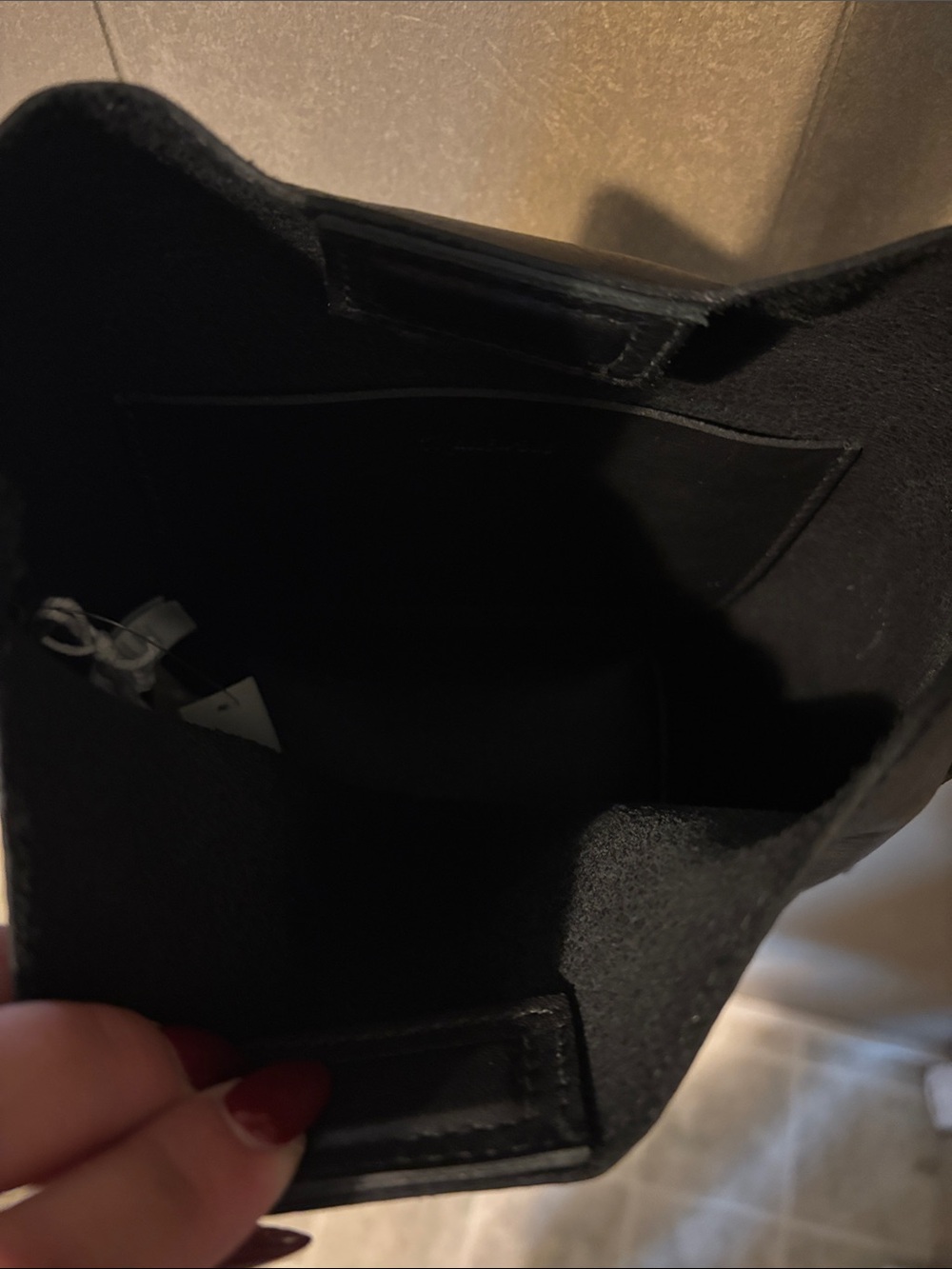 NWT Madewell Classic Black Leather Crossbody Bag - Minimalist Shoulder Purse - Picture 3 of 8